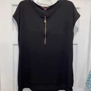 Women’s zip up blouse